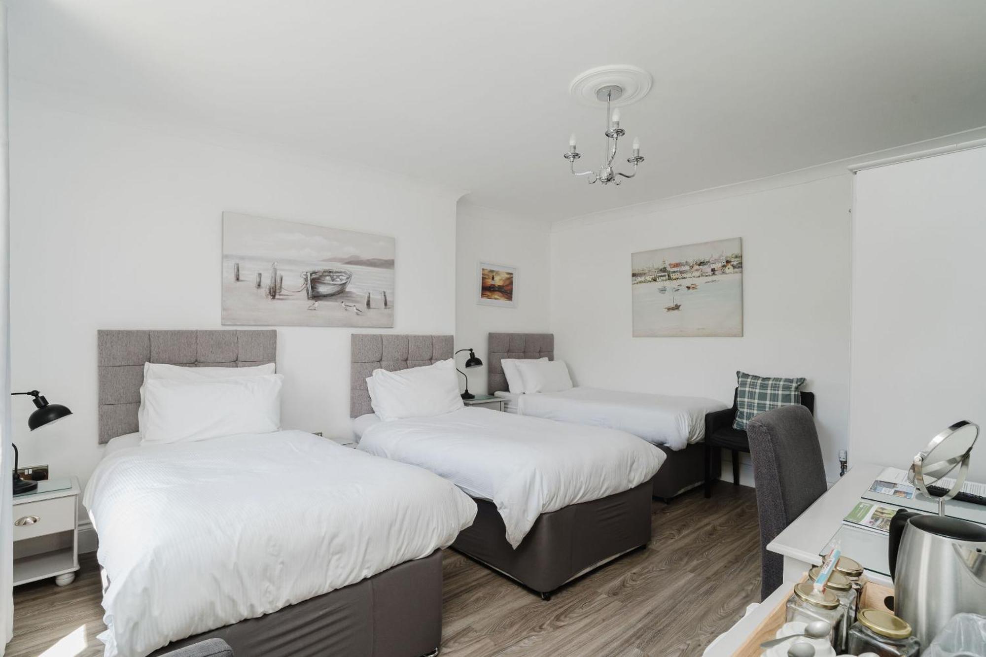 The Roxburgh Guest Accommodation Berwick Upon Tweed Exterior photo